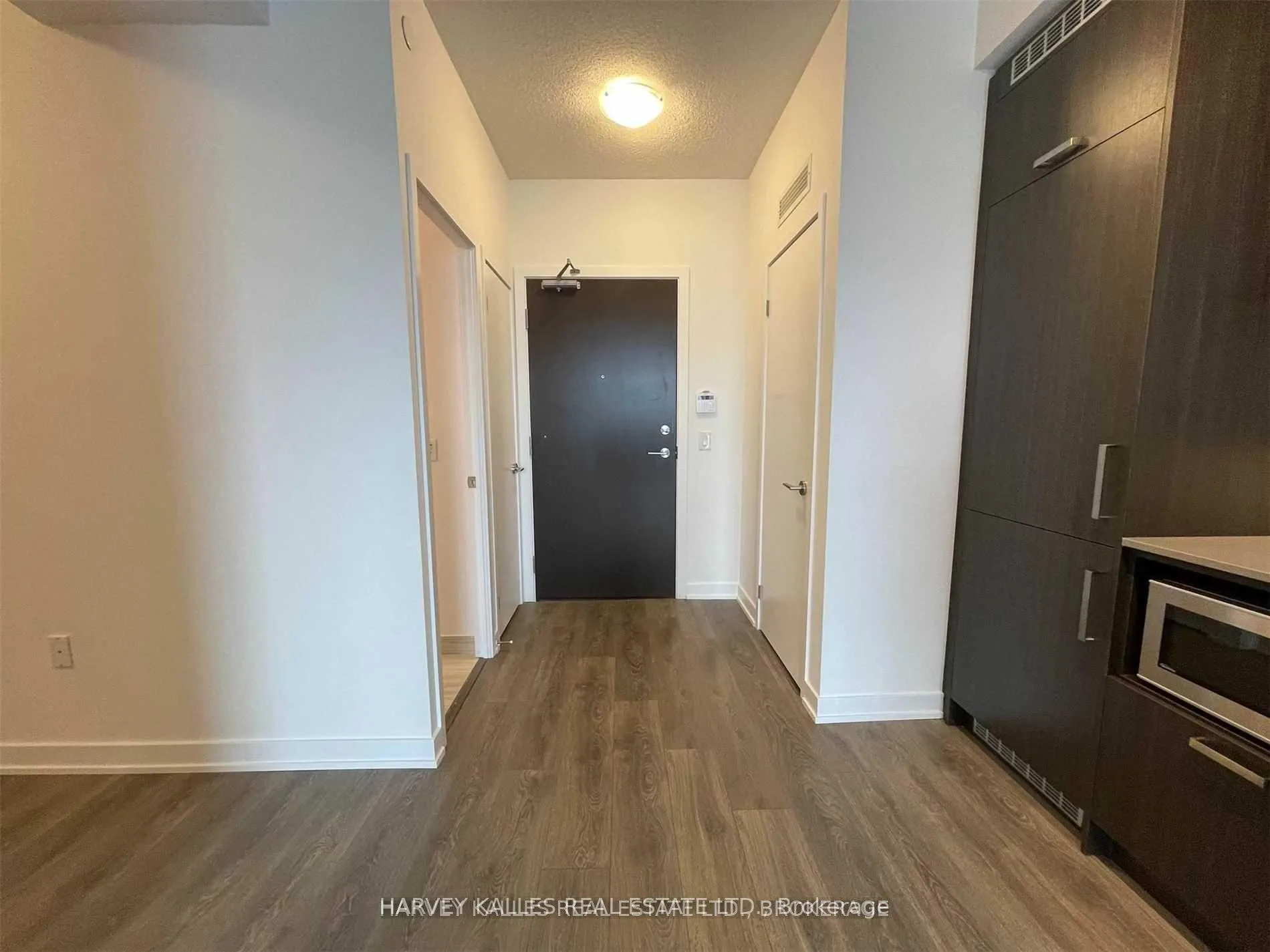 Photo 3 of Unit 2006, 38 Honeycrisp Crescent, Vaughan, Vaughan Corporate Centre — HOMEH