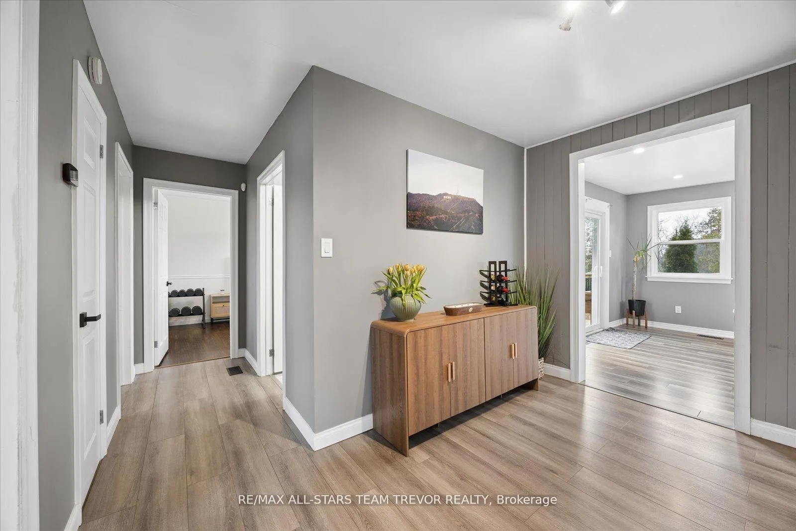 Photo 6 of 512 Sarah Street, Brock, Beaverton — HOMEH