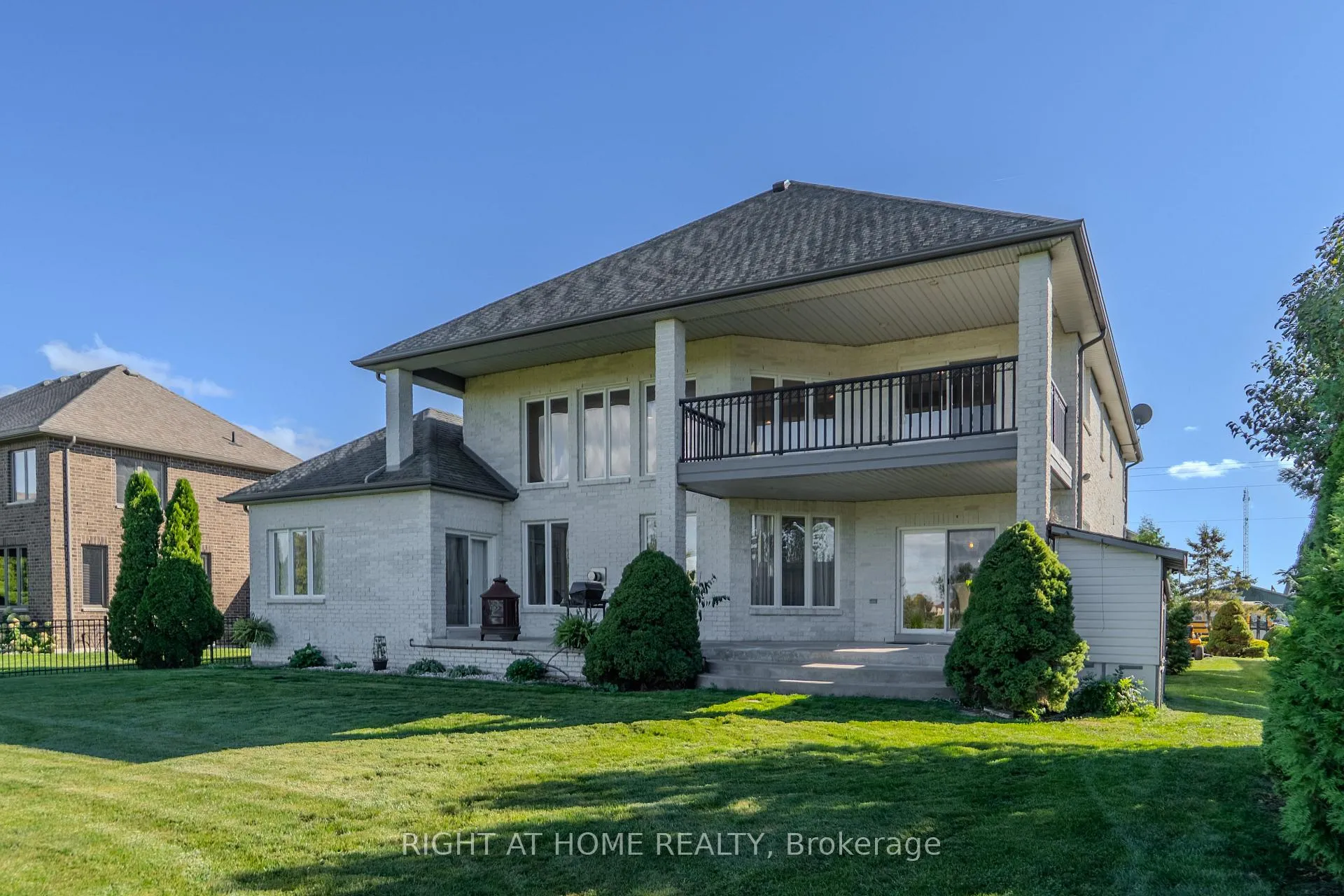 Photo 2 of 843 County Rd 2, Lakeshore — HOMEH