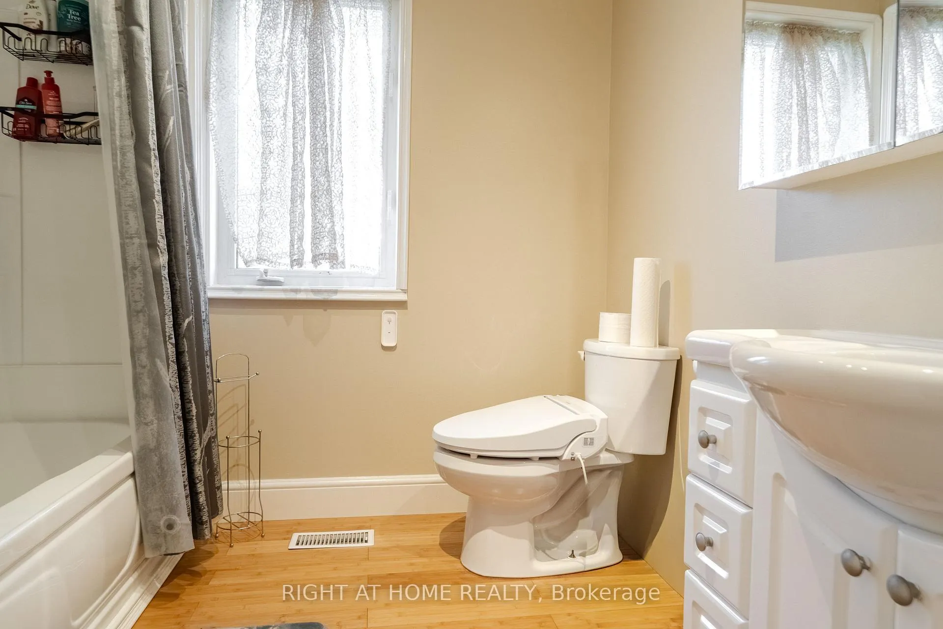 Photo 26 of 843 County Rd 2, Lakeshore — HOMEH
