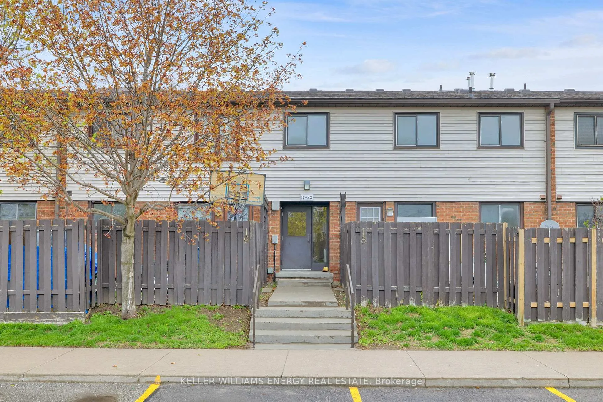 Photo 1 of Unit Unit#20, 960 Glen Street, Oshawa, Lakeview — HOMEH