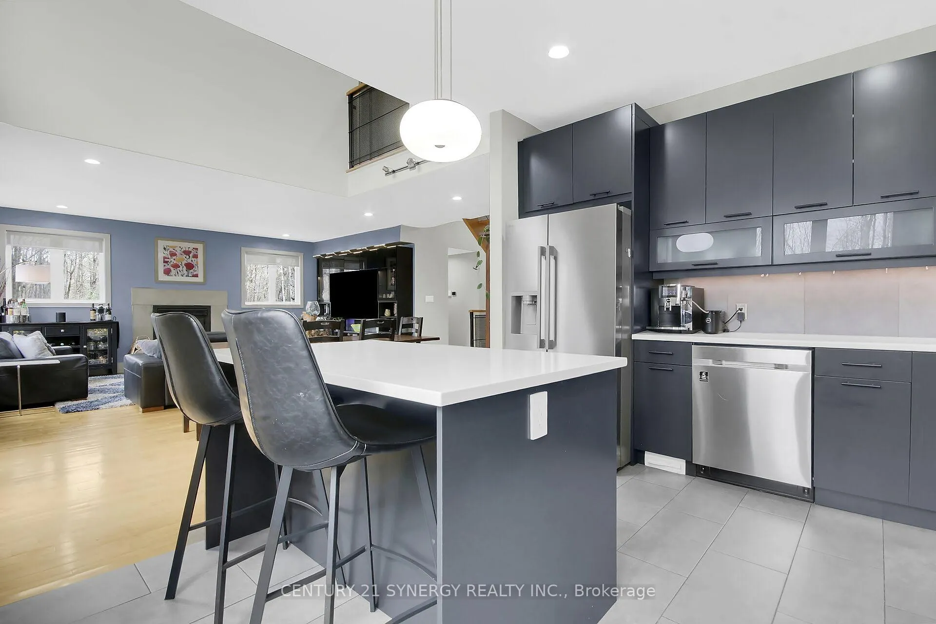 Photo 13 of 124 Constance Creek Drive, Ottawa, Dunrobin Shores — HOMEH
