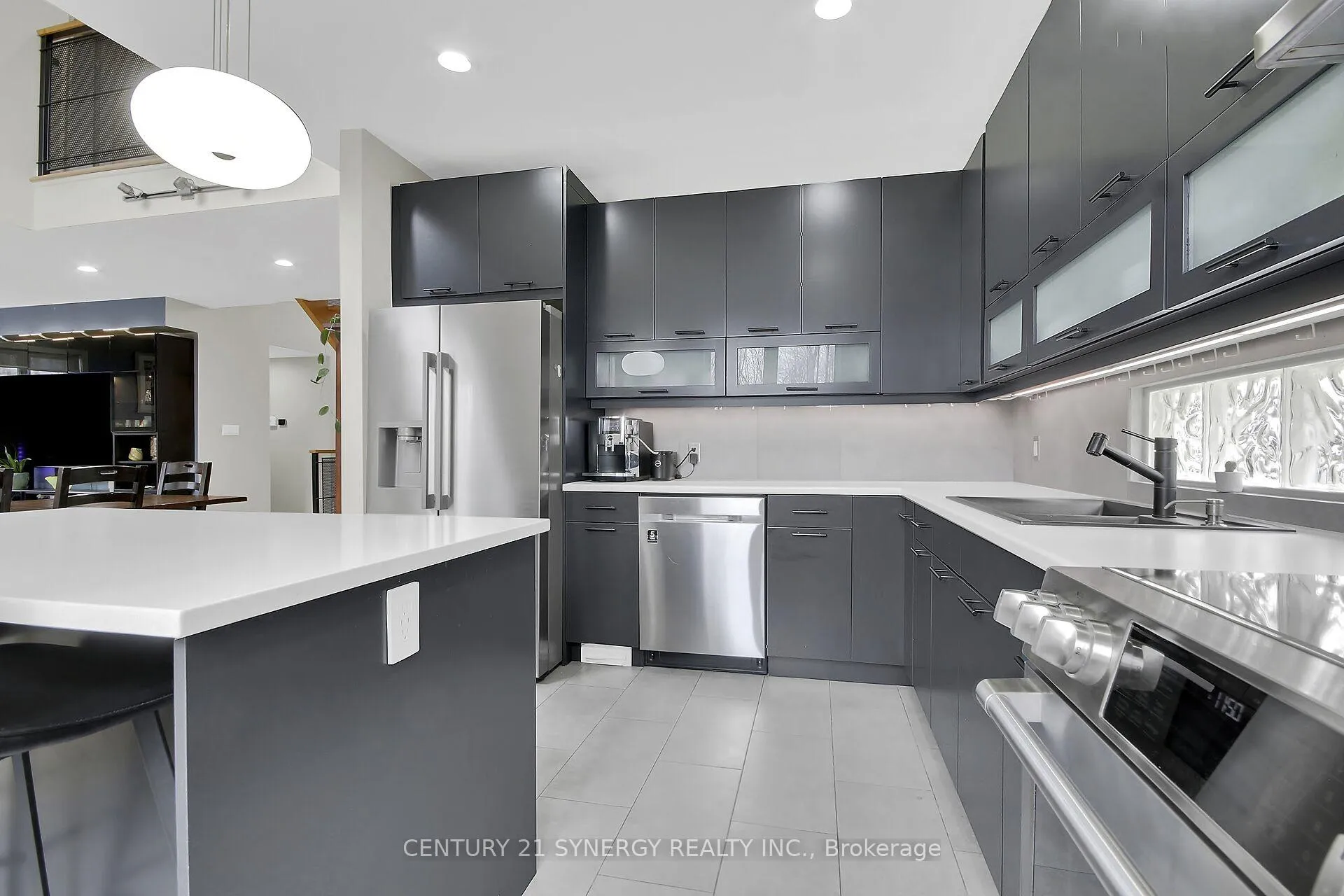 Photo 14 of 124 Constance Creek Drive, Ottawa, Dunrobin Shores — HOMEH