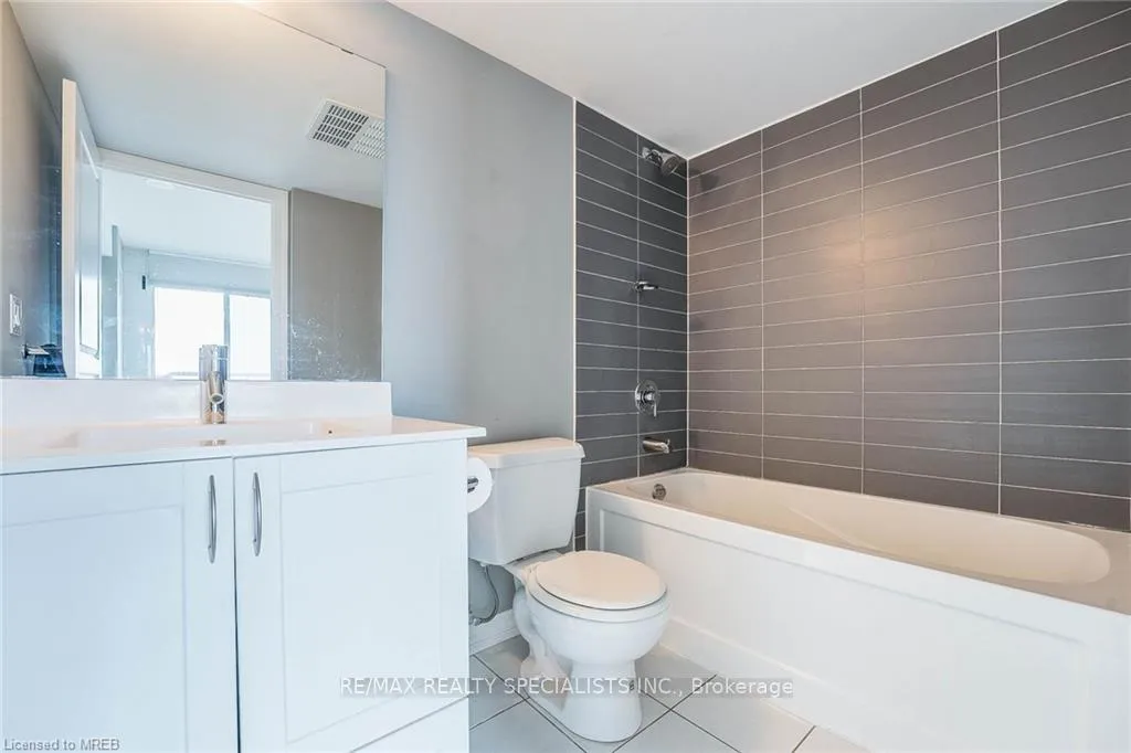 Photo 8 of Unit 705, 1940 Ironstone Drive, Burlington, Uptown — HOMEH