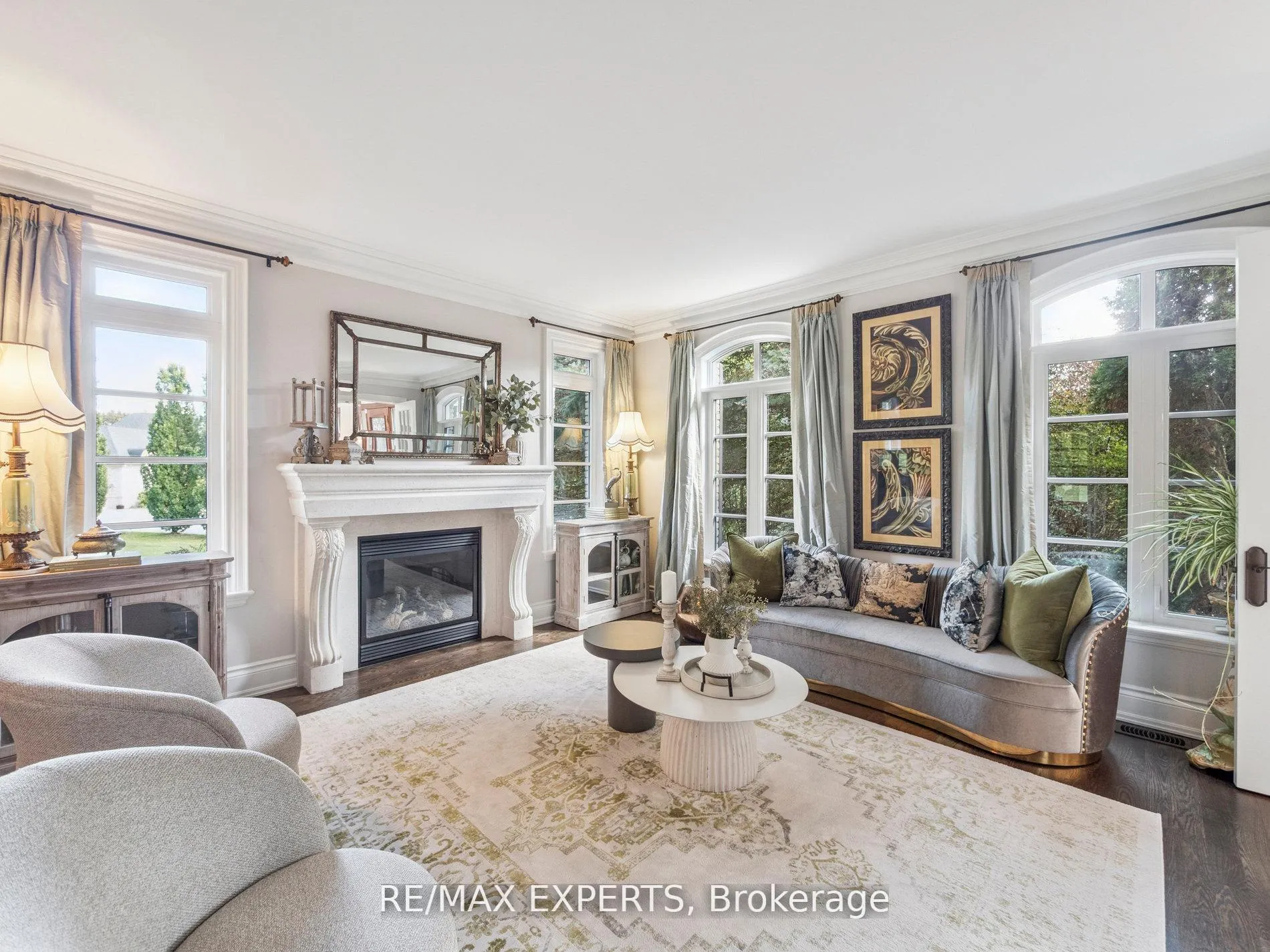 Photo 8 of 105 Eden Vale Drive S, King, Rural King — HOMEH