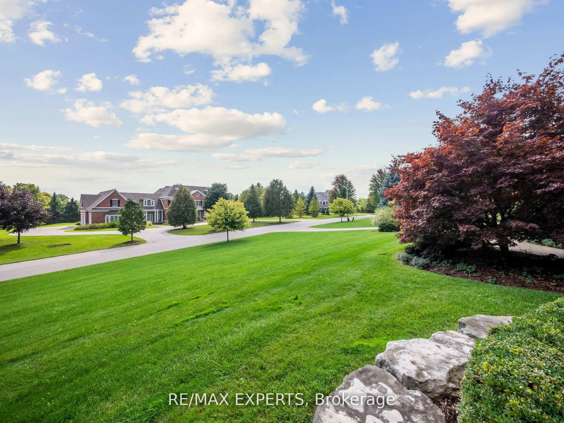 Photo 43 of 105 Eden Vale Drive S, King, Rural King — HOMEH