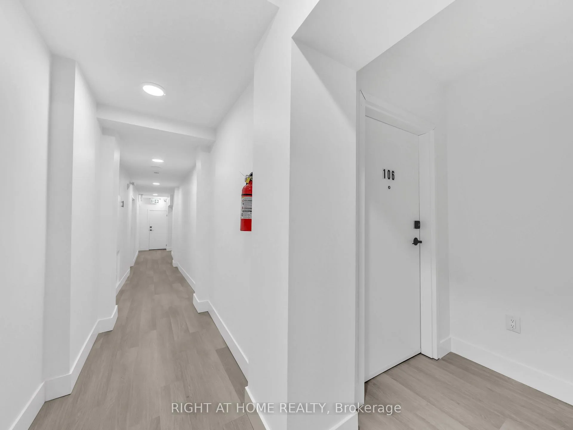 Photo 20 of Unit 202, 1804 Drouillard Road, Windsor — HOMEH