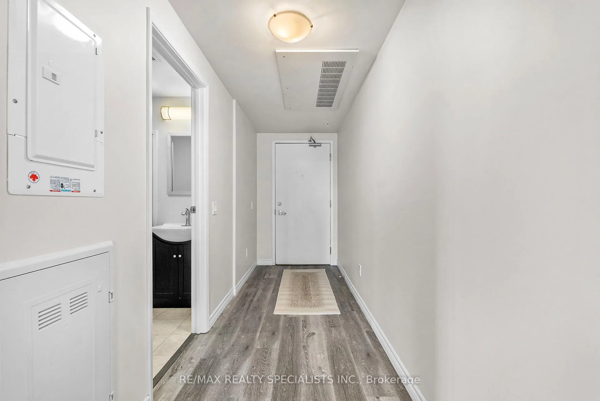 Photo 4 of Unit 805, 246 Lester Street, Waterloo, Beechwood/University — HOMEH