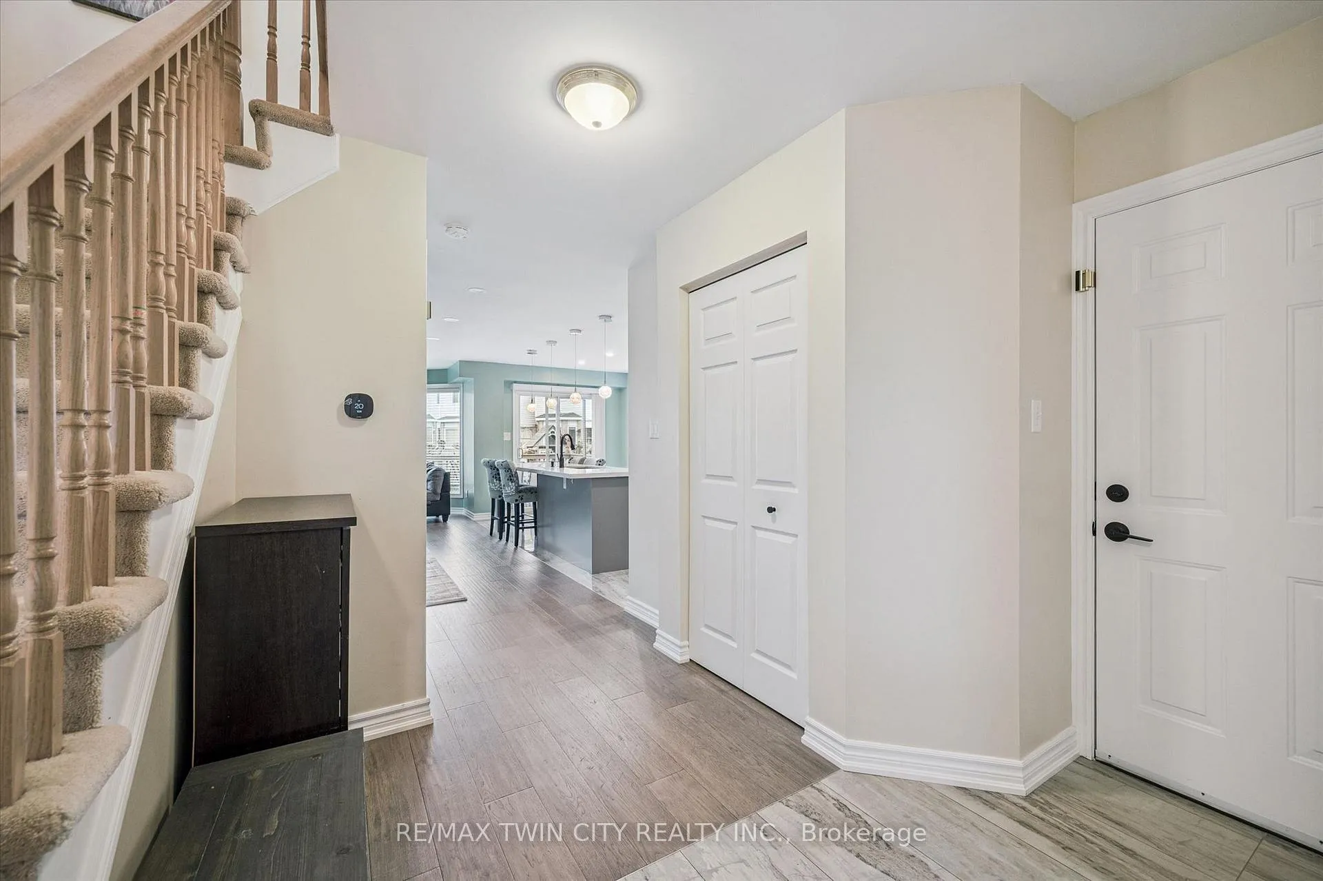 Photo 4 of 116 Kerwood Drive, Cambridge — HOMEH