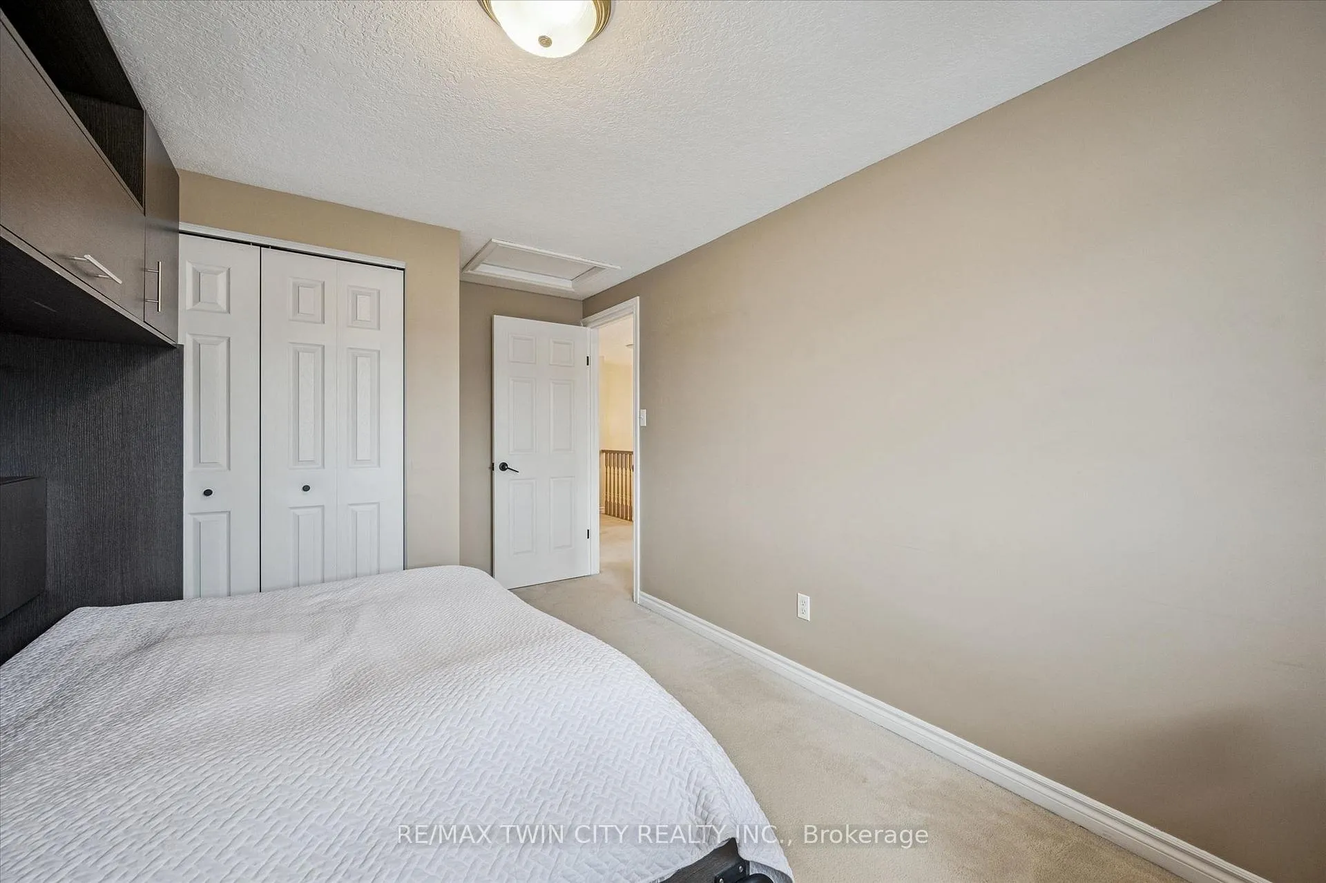 Photo 19 of 116 Kerwood Drive, Cambridge — HOMEH