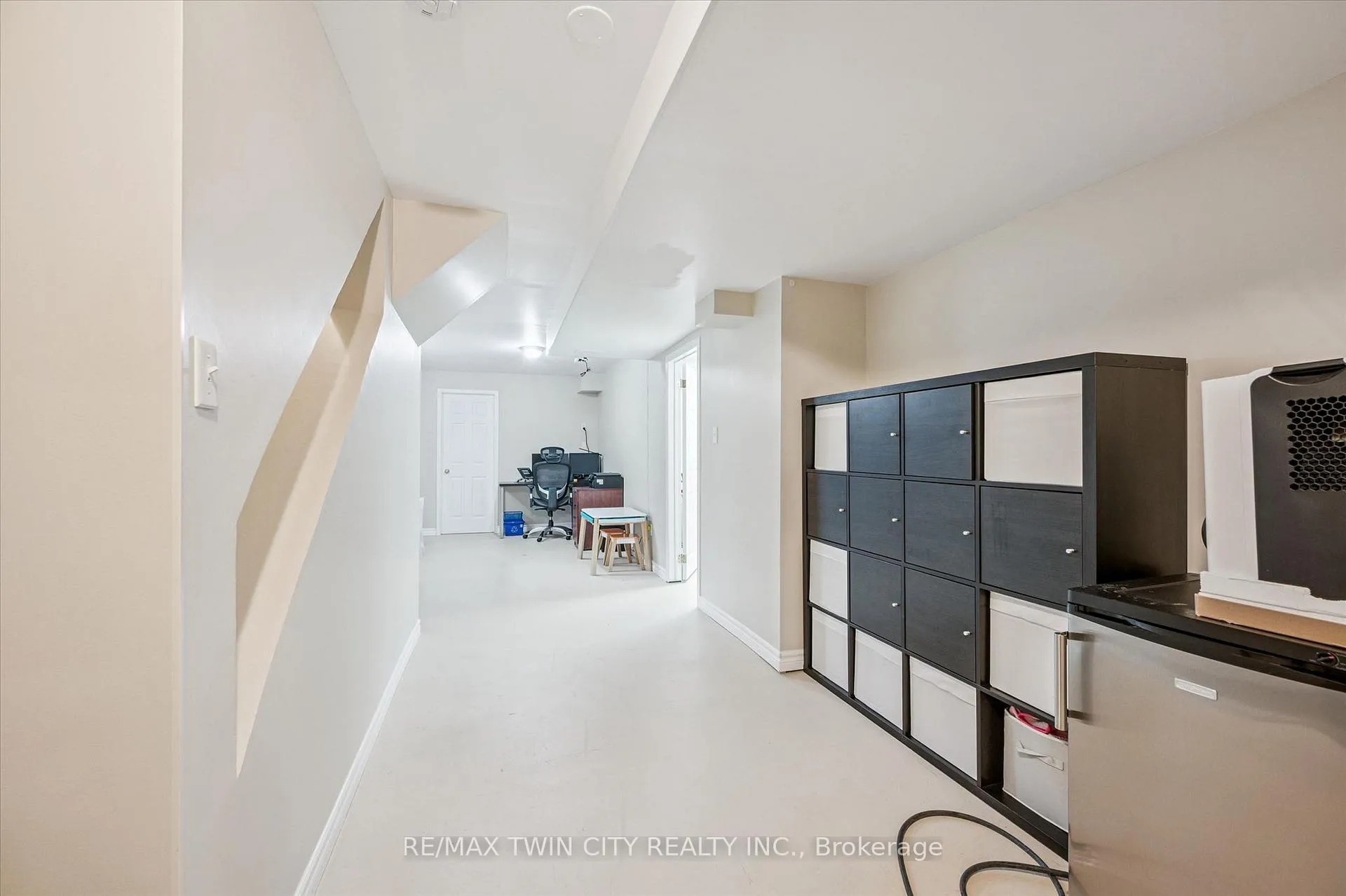 Photo 21 of 116 Kerwood Drive, Cambridge — HOMEH