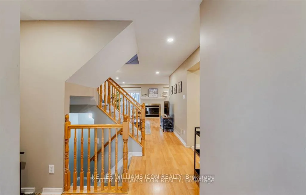 Photo 4 of 83 Wrenwood Crescent, Ottawa, Centrepointe — HOMEH