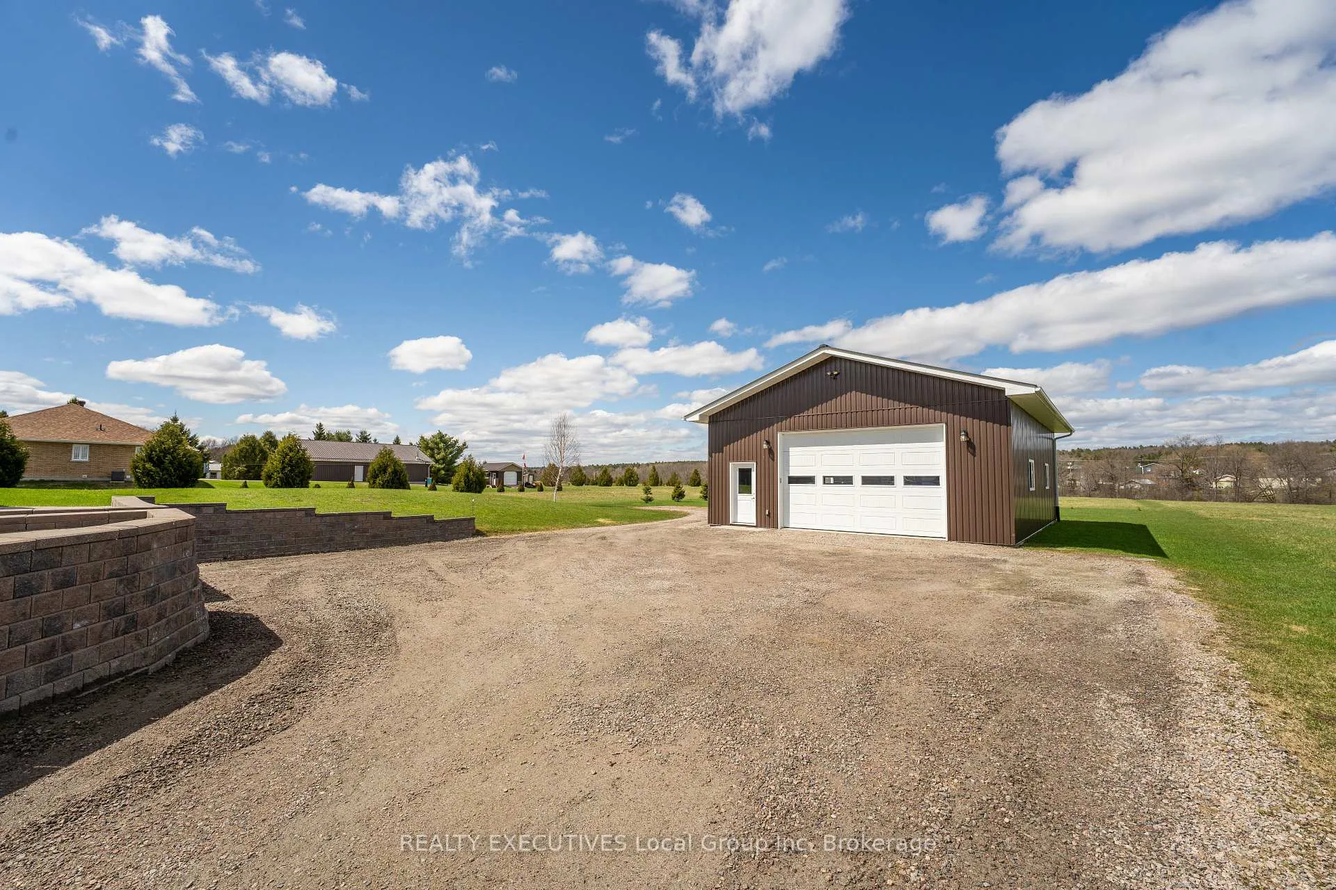 Photo 40 of 933 Betty Road, West Nipissing, Verner — HOMEH