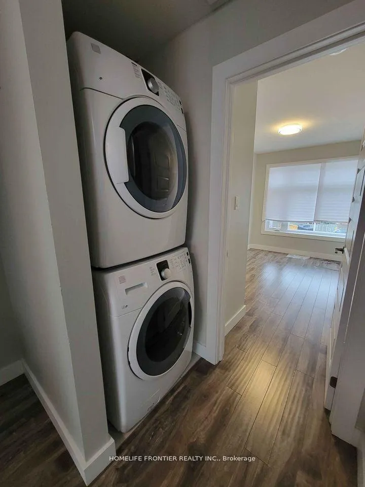 Photo 10 of Unit 3 Upper, 540 Essa Road, Barrie, Holly — HOMEH