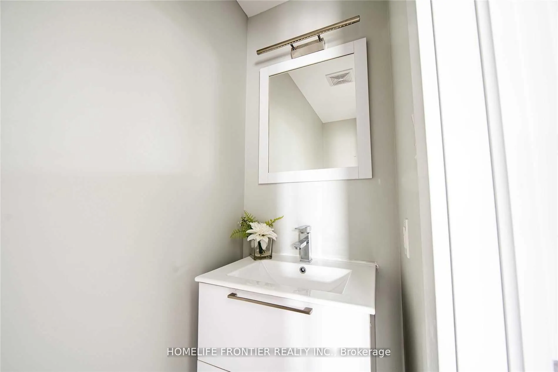 Photo 14 of Unit 3 Upper, 540 Essa Road, Barrie, Holly — HOMEH
