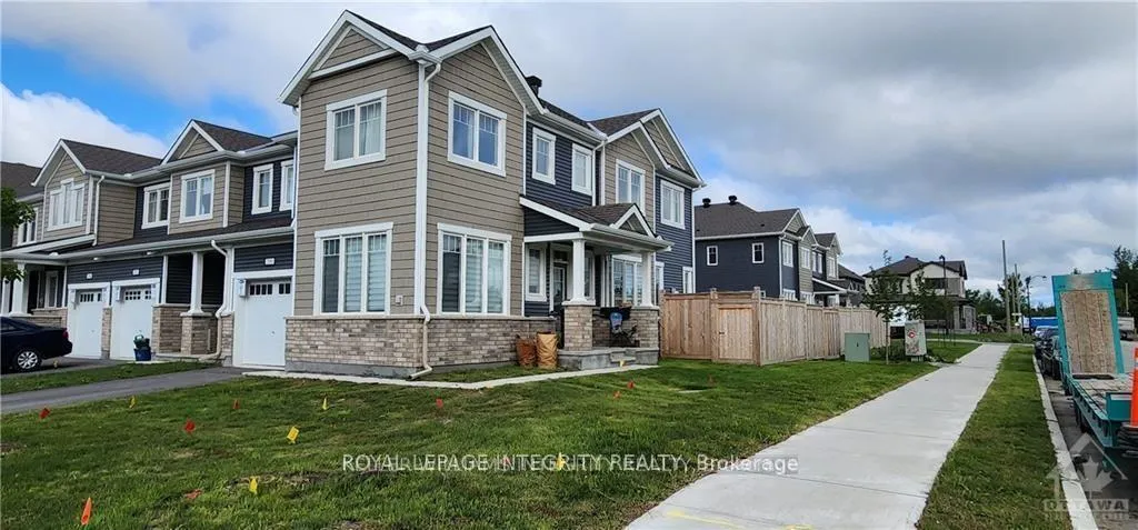 Photo 2 of 200 Atima Circle, Ottawa, Barrhaven - Half Moon Bay — HOMEH