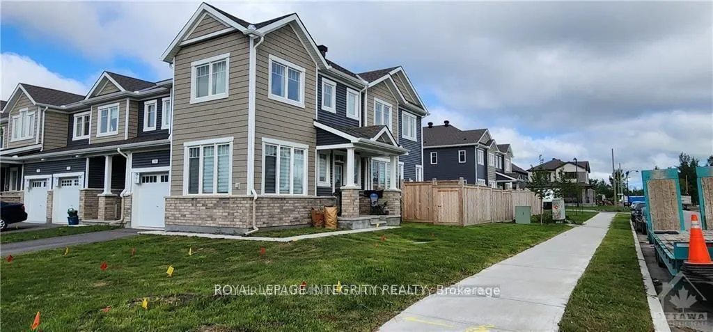 Photo 3 of 200 Atima Circle, Ottawa, Barrhaven - Half Moon Bay — HOMEH