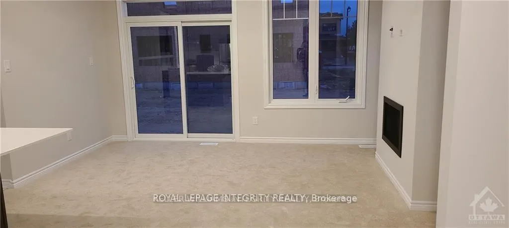 Photo 6 of 200 Atima Circle, Ottawa, Barrhaven - Half Moon Bay — HOMEH