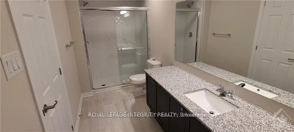 Photo 19 of 200 Atima Circle, Ottawa, Barrhaven - Half Moon Bay — HOMEH