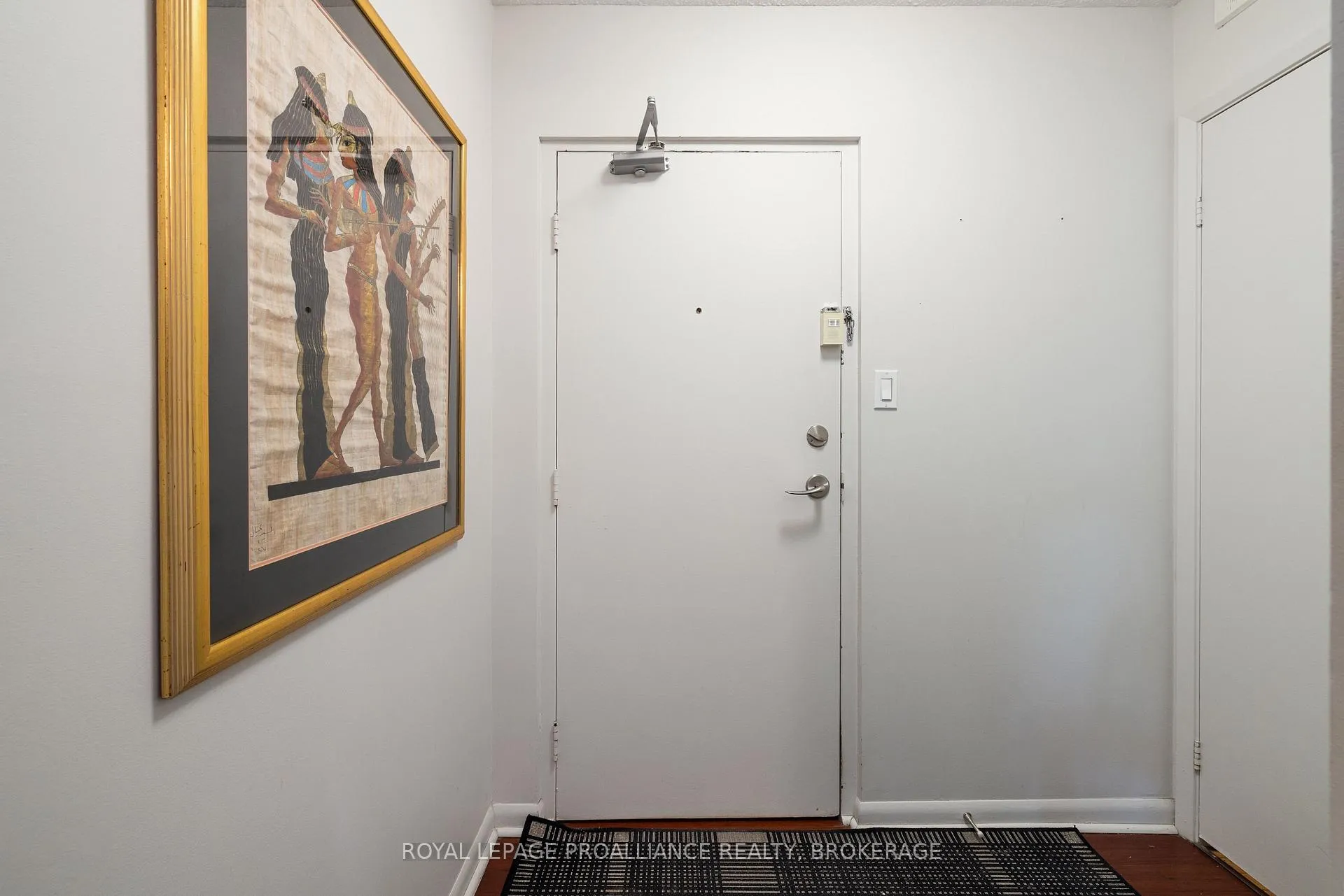 Photo 3 of Unit 301, 165 Ontario Street, Kingston, Central City East — HOMEH