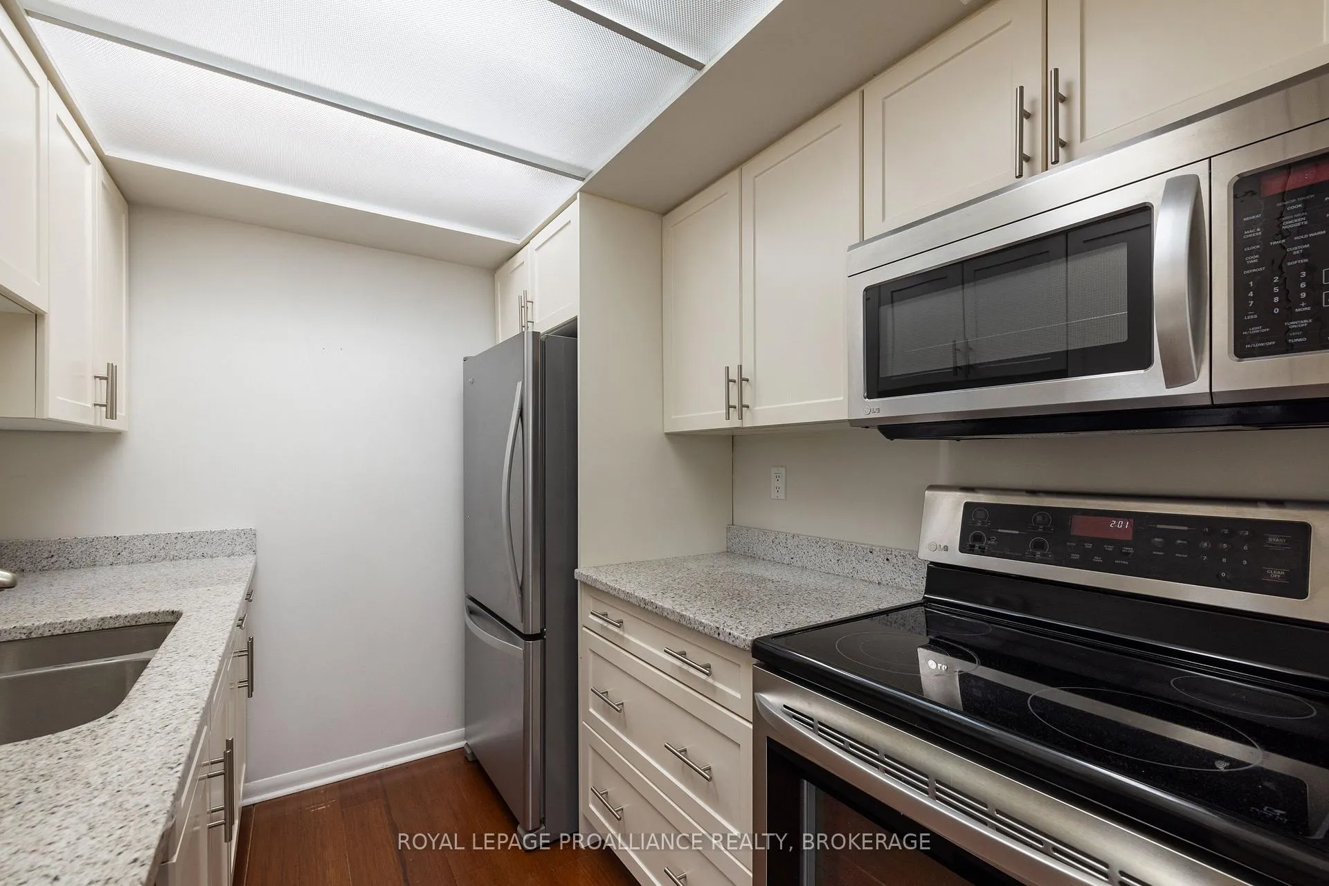 Photo 12 of Unit 301, 165 Ontario Street, Kingston, Central City East — HOMEH