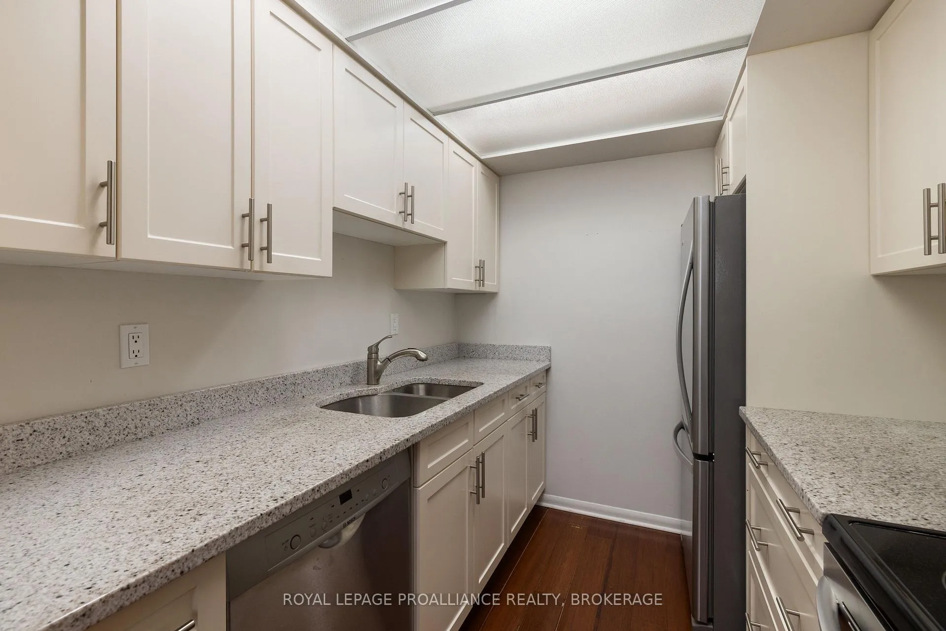 Photo 13 of Unit 301, 165 Ontario Street, Kingston, Central City East — HOMEH