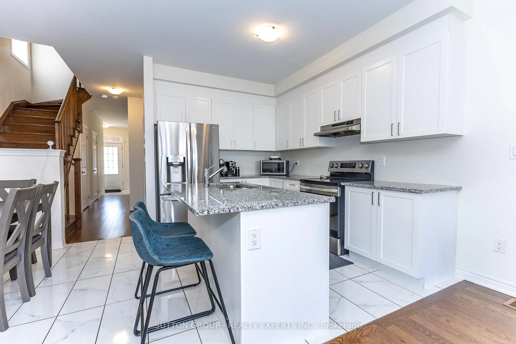 Photo 12 of 130 Ice Palace Crescent, Oshawa, Windfields — HOMEH