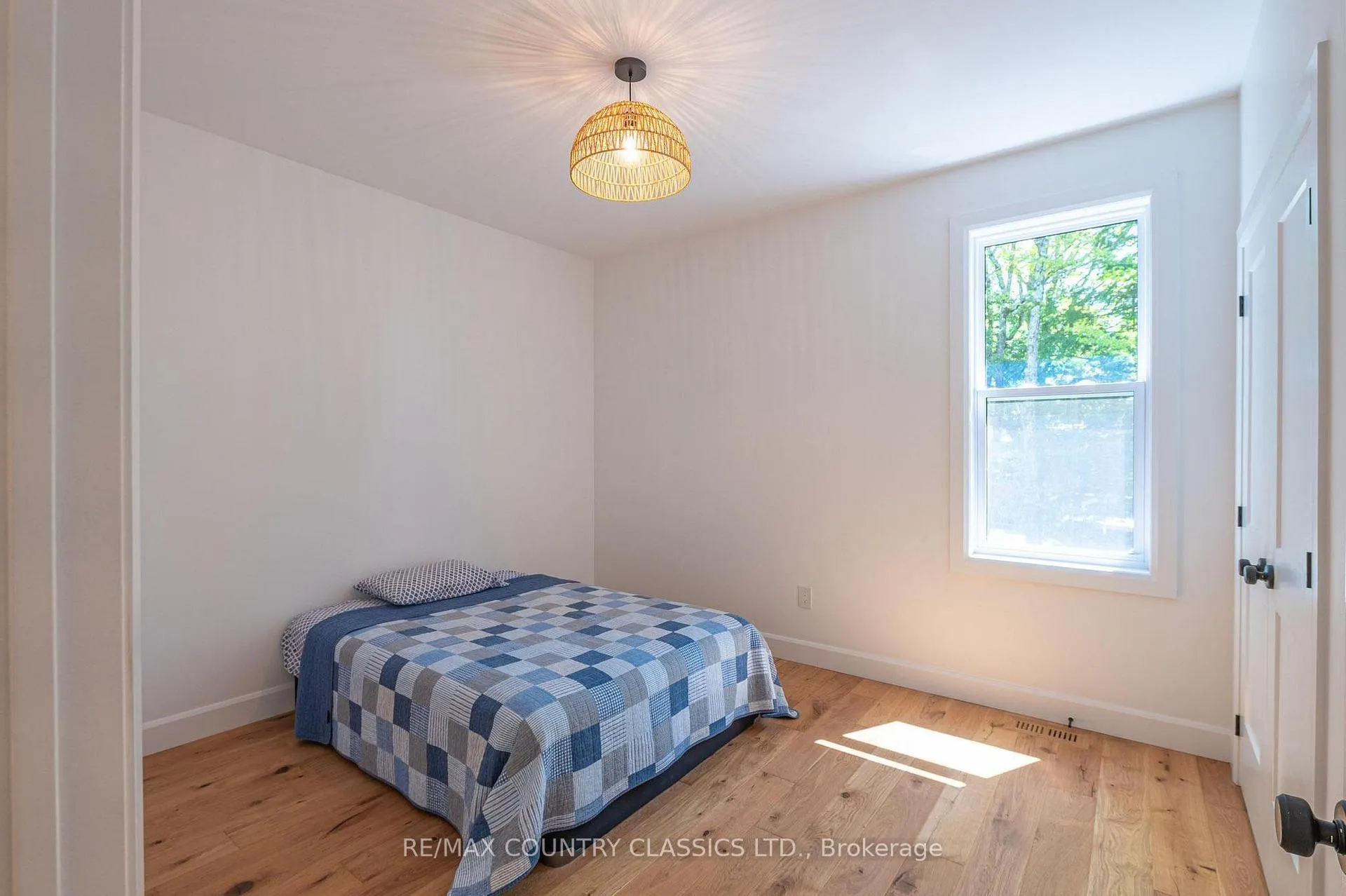 Photo 38 of 400 Antelope Trail, North Kawartha — HOMEH