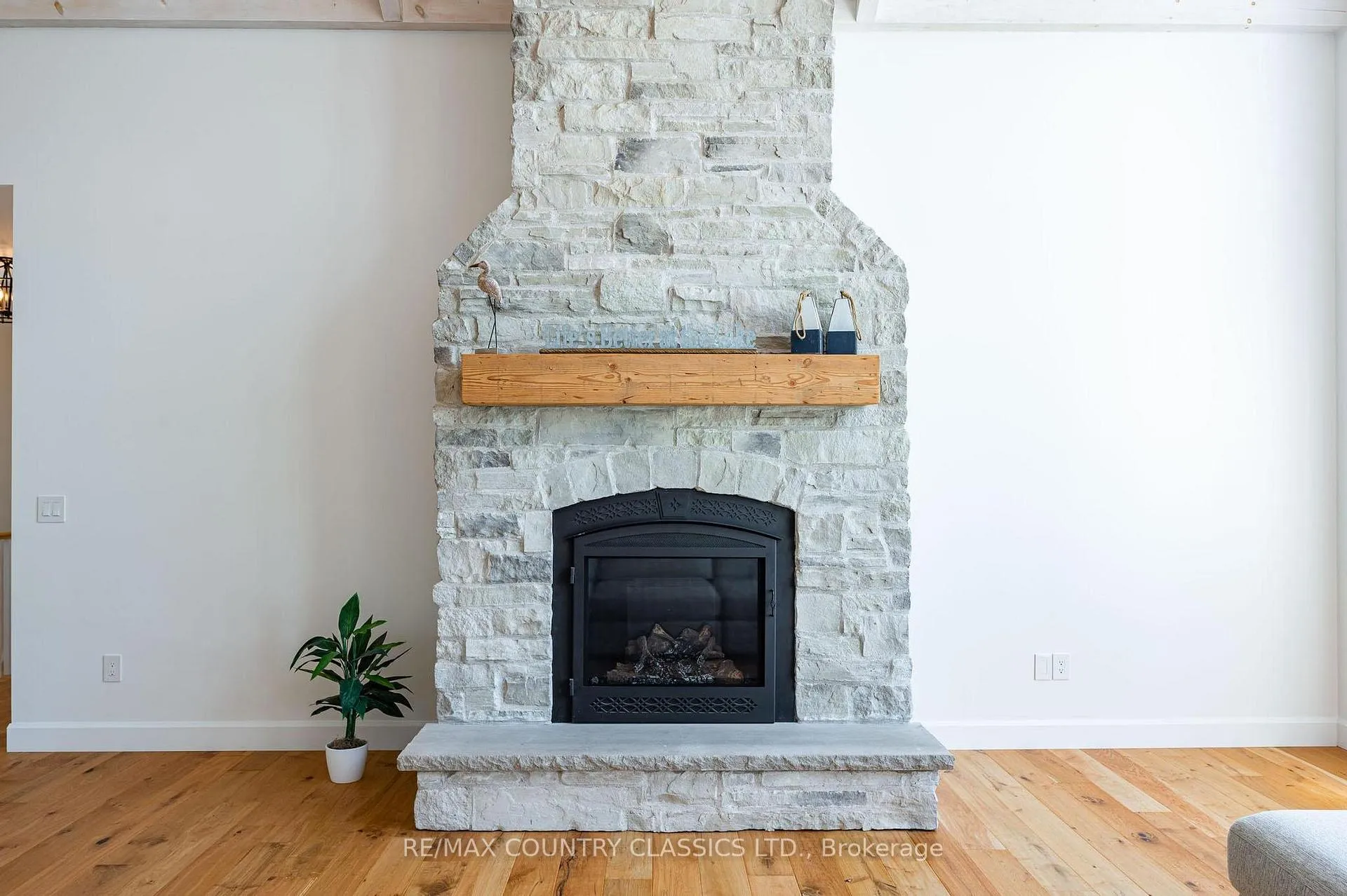 Photo 46 of 400 Antelope Trail, North Kawartha — HOMEH