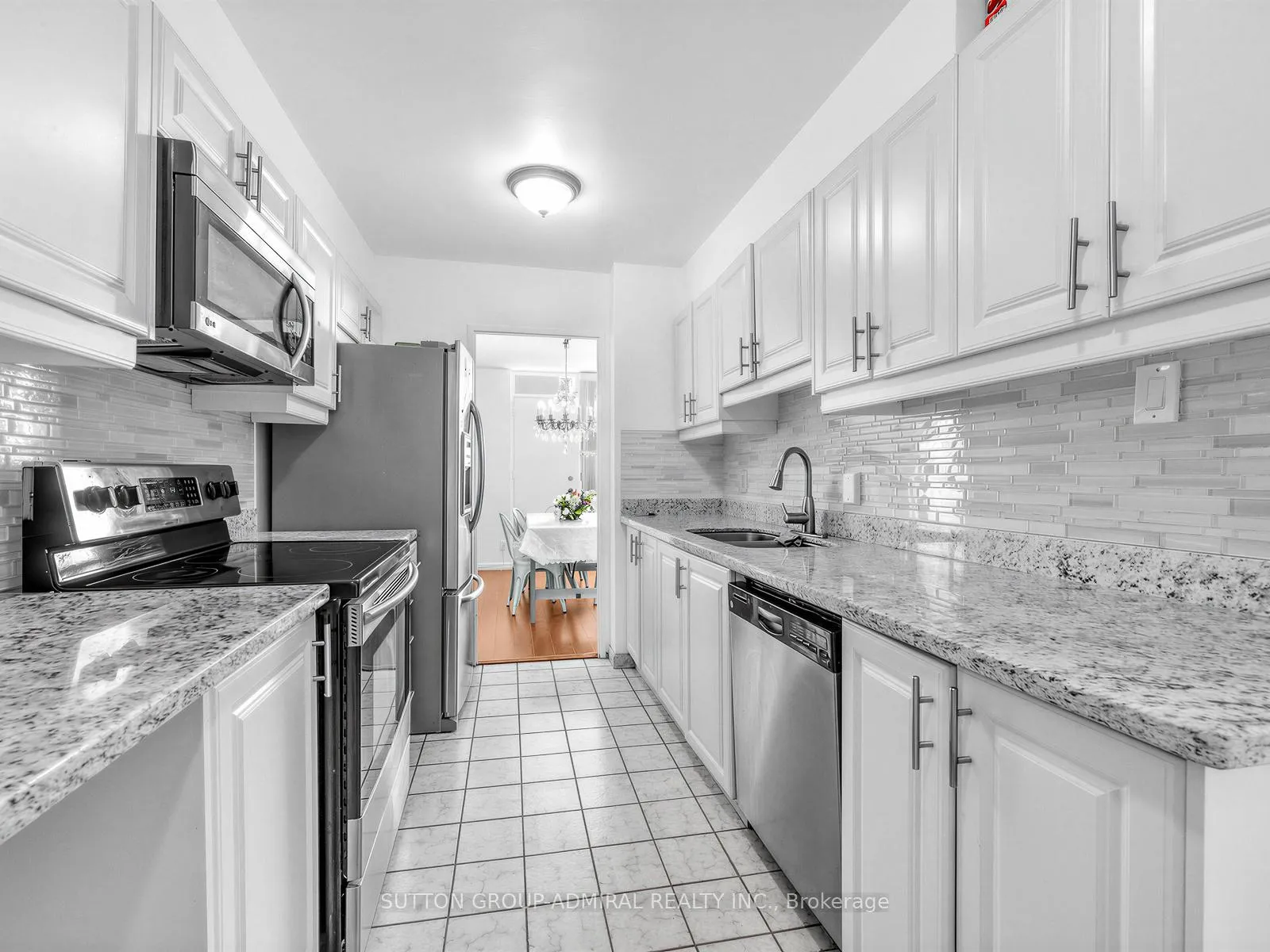 Photo 12 of Unit 505, 130 Neptune Drive, Toronto, Englemount-Lawrence — HOMEH