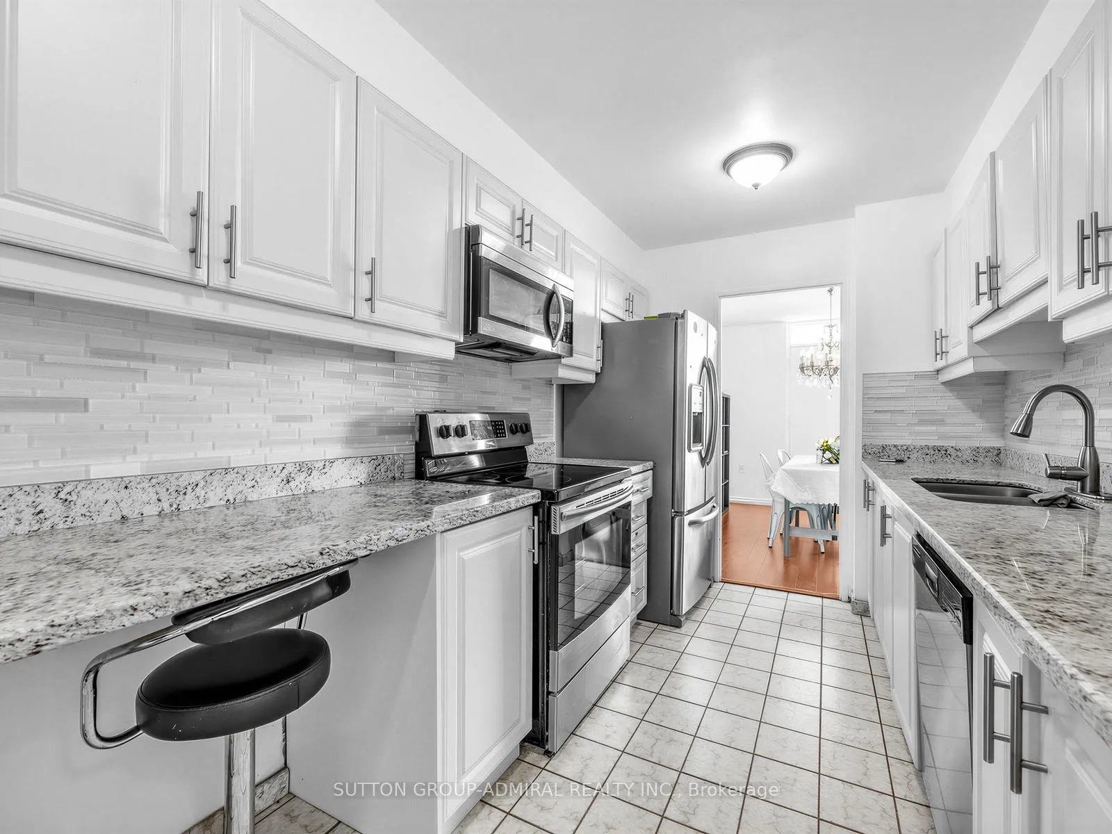 Photo 14 of Unit 505, 130 Neptune Drive, Toronto, Englemount-Lawrence — HOMEH