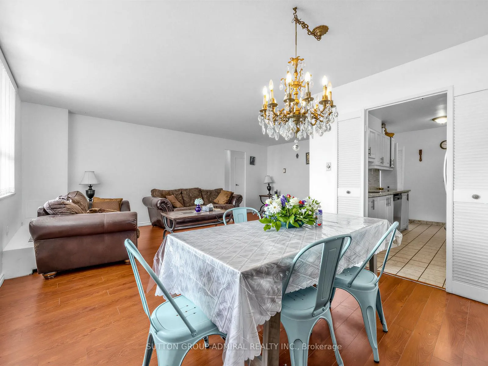 Photo 15 of Unit 505, 130 Neptune Drive, Toronto, Englemount-Lawrence — HOMEH
