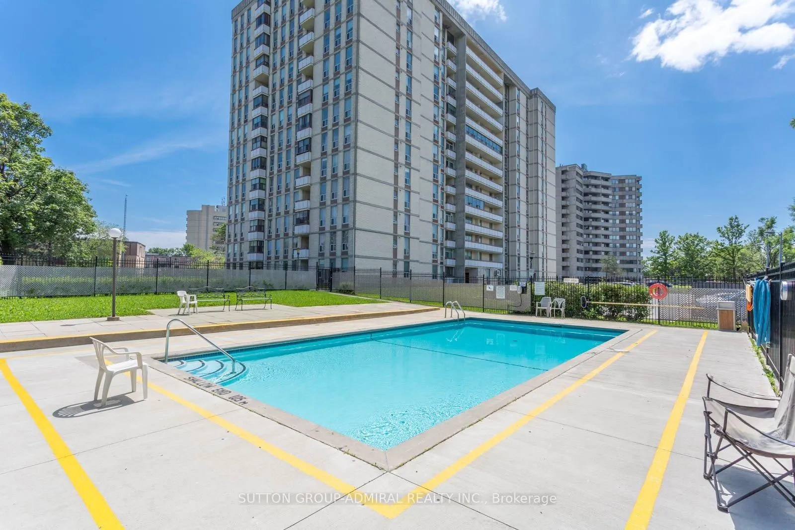 Photo 31 of Unit 505, 130 Neptune Drive, Toronto, Englemount-Lawrence — HOMEH