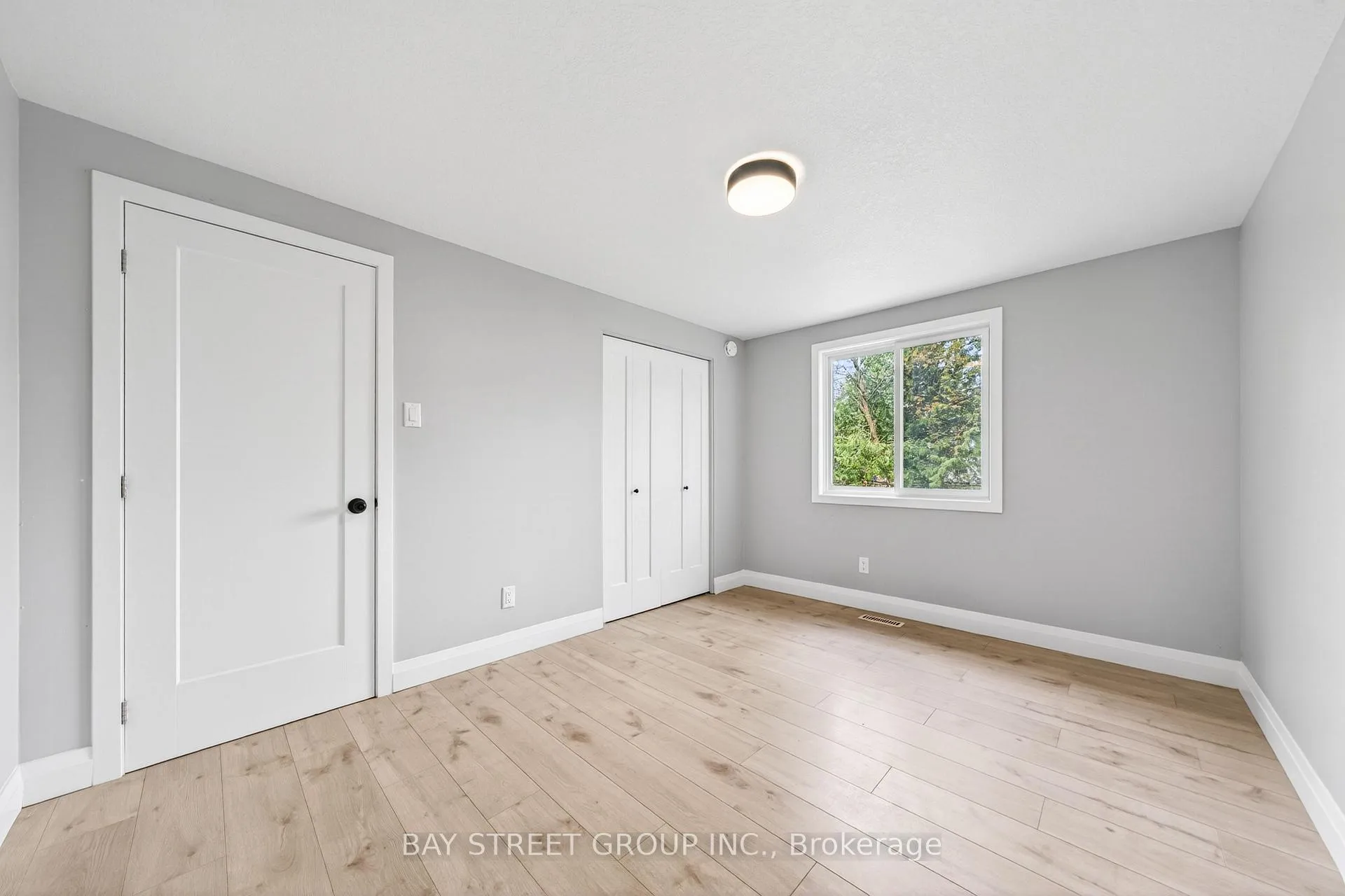 Photo 18 of 41 Helene Crescent, Waterloo, Maple Hills — HOMEH