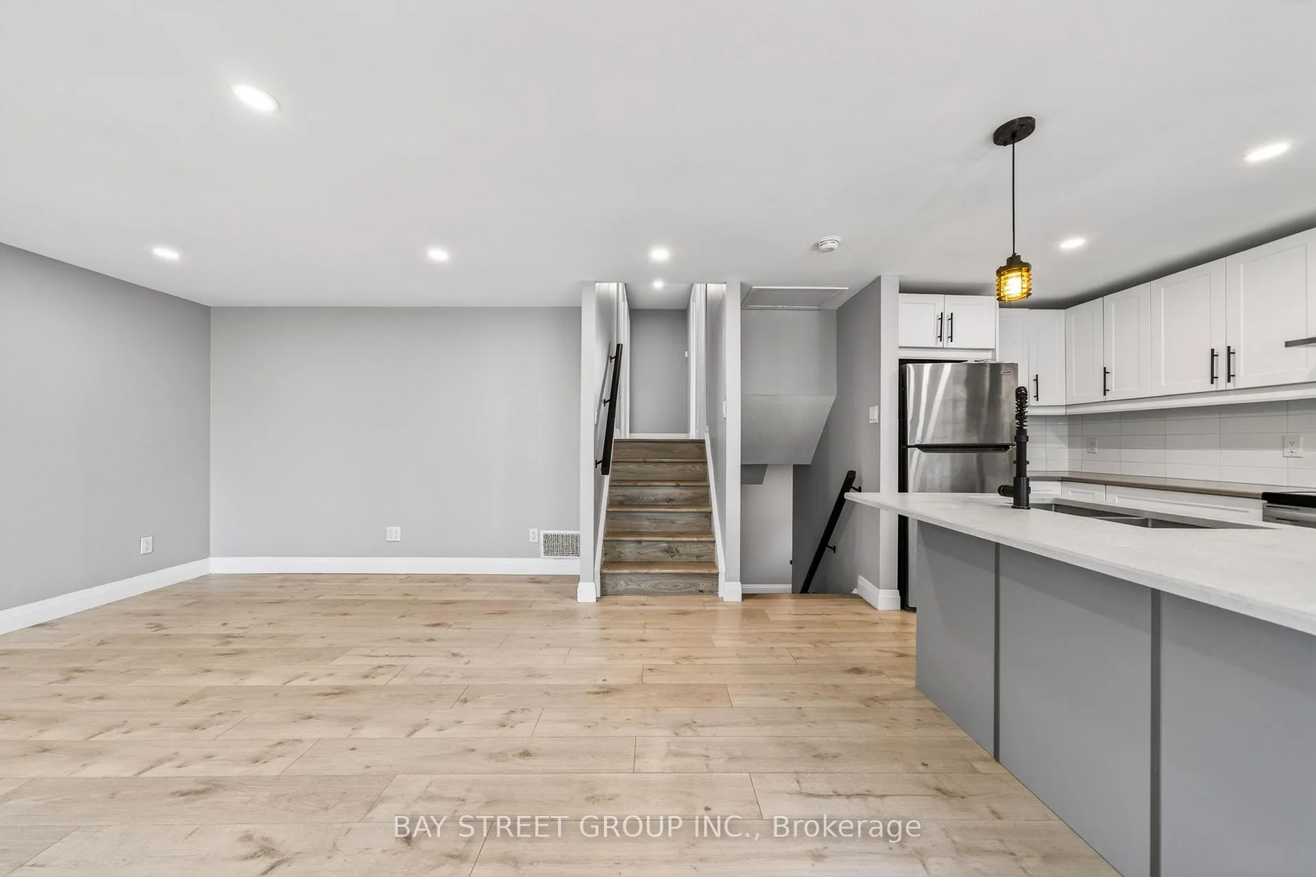 Photo 24 of 41 Helene Crescent, Waterloo, Maple Hills — HOMEH