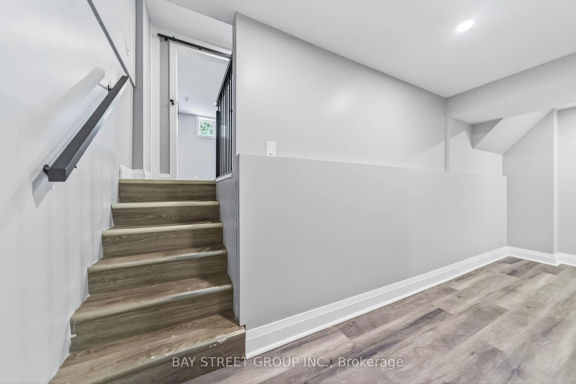 Photo 31 of 41 Helene Crescent, Waterloo, Maple Hills — HOMEH