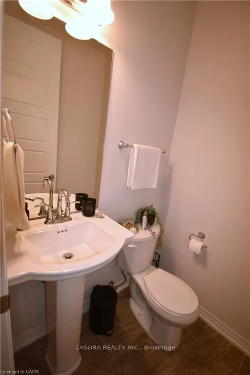 Photo 12 of Unit 5, 2362 New Street, Burlington, Brant — HOMEH