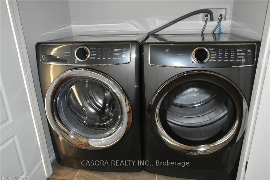 Photo 17 of Unit 5, 2362 New Street, Burlington, Brant — HOMEH