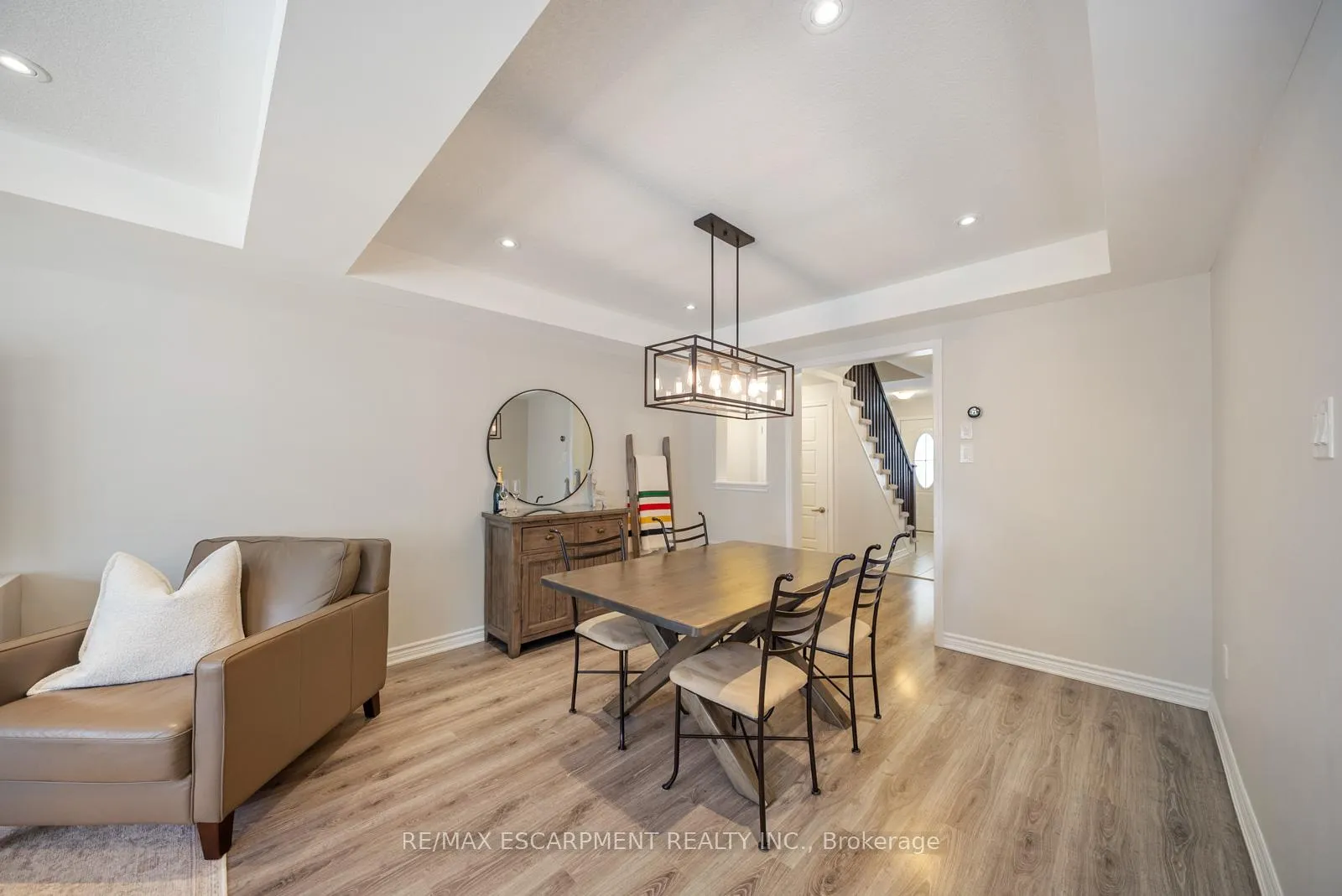 Photo 9 of Unit 44, 22 Spring Creek Drive, Hamilton, Waterdown — HOMEH