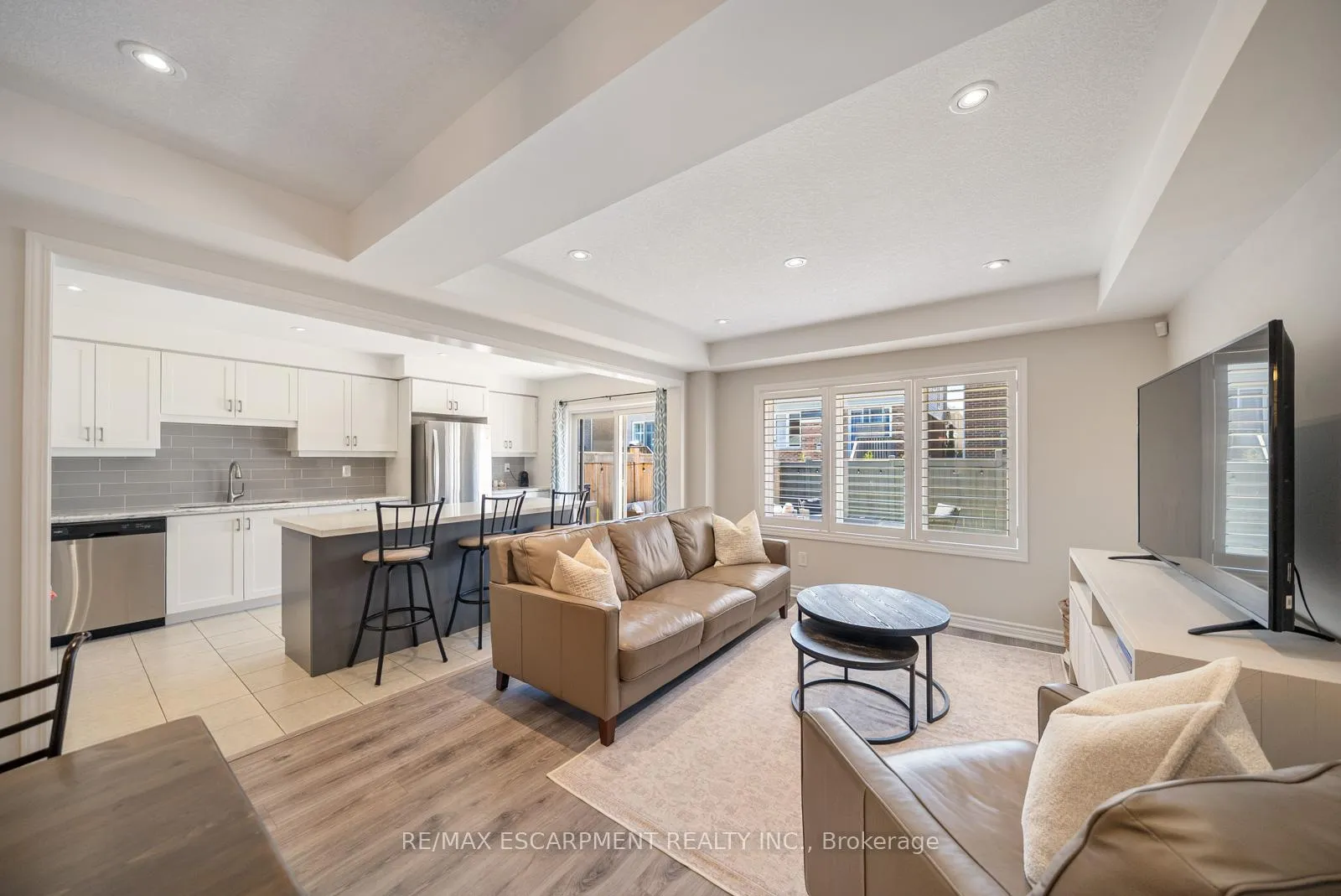 Photo 11 of Unit 44, 22 Spring Creek Drive, Hamilton, Waterdown — HOMEH