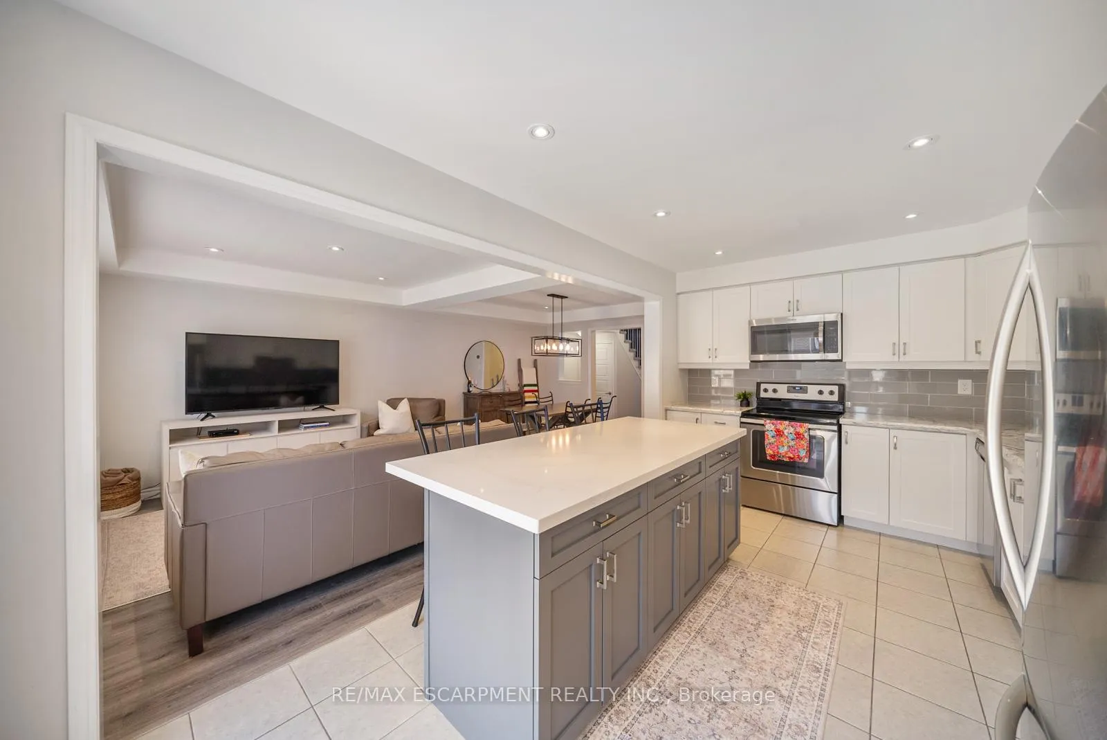 Photo 17 of Unit 44, 22 Spring Creek Drive, Hamilton, Waterdown — HOMEH