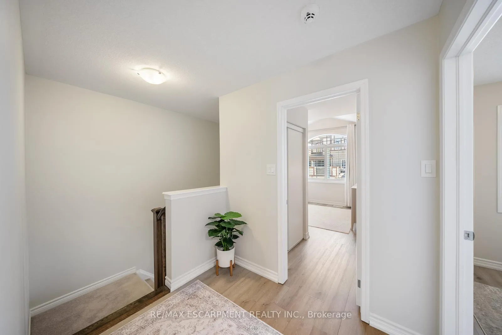 Photo 20 of Unit 44, 22 Spring Creek Drive, Hamilton, Waterdown — HOMEH