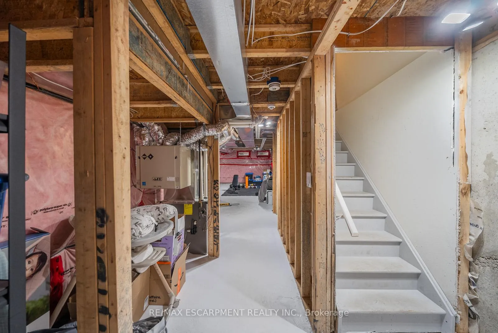 Photo 42 of Unit 44, 22 Spring Creek Drive, Hamilton, Waterdown — HOMEH