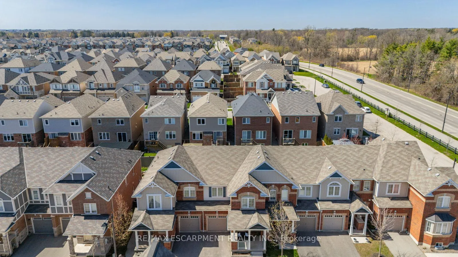 Photo 43 of Unit 44, 22 Spring Creek Drive, Hamilton, Waterdown — HOMEH