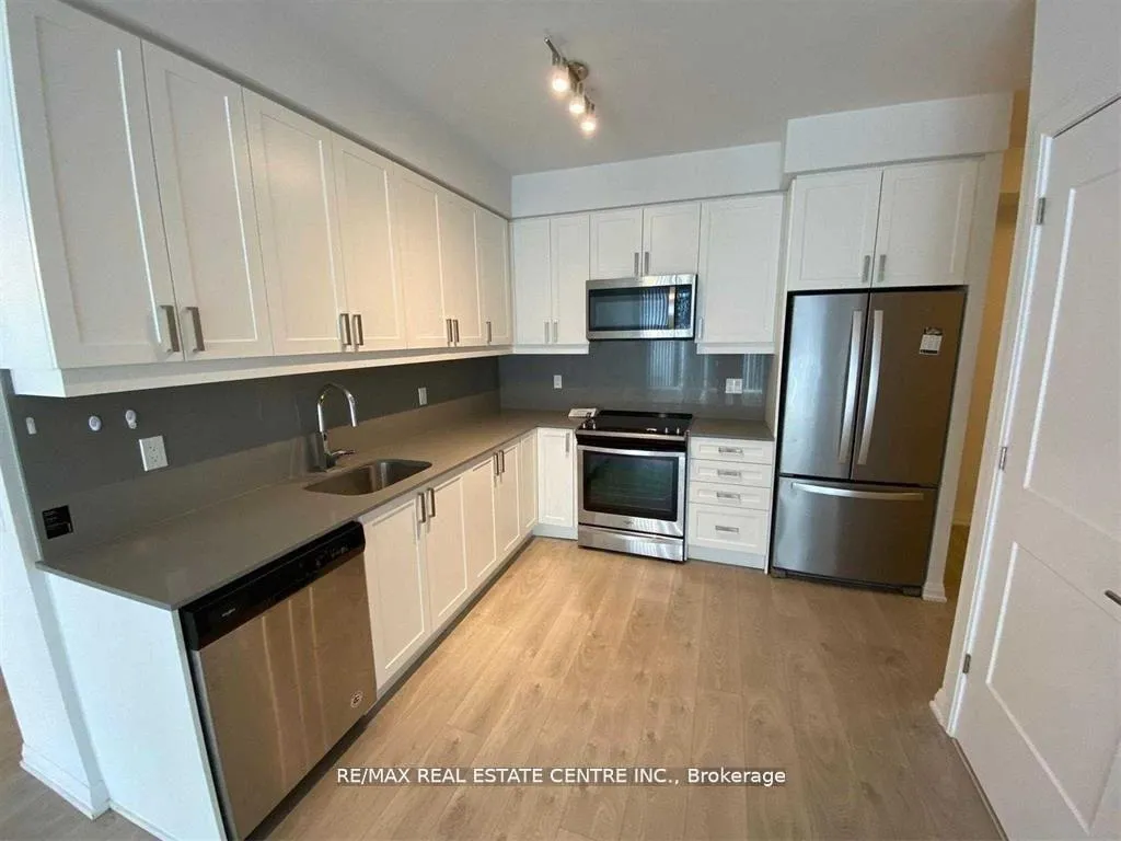 Photo 3 of Unit 2708, 7895 Jane Street E, Vaughan, Concord — HOMEH