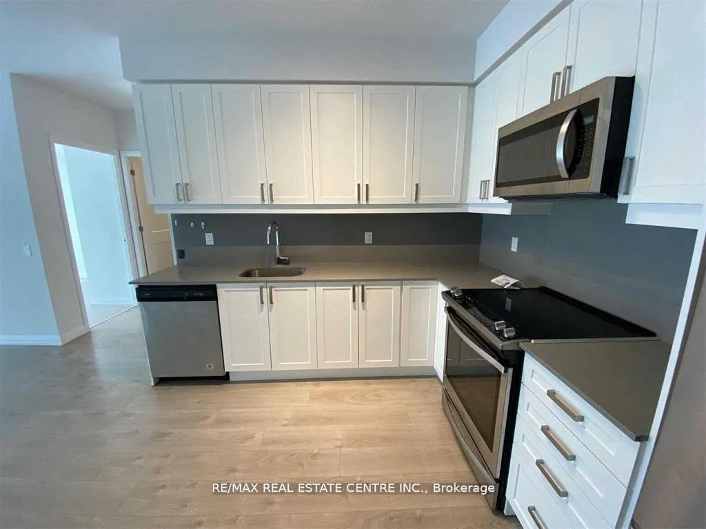 Photo 4 of Unit 2708, 7895 Jane Street E, Vaughan, Concord — HOMEH