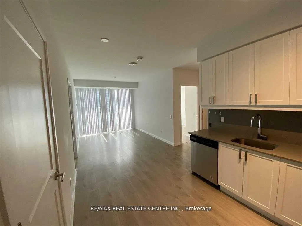 Photo 5 of Unit 2708, 7895 Jane Street E, Vaughan, Concord — HOMEH
