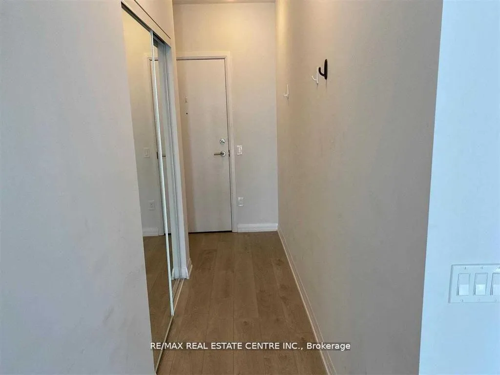 Photo 6 of Unit 2708, 7895 Jane Street E, Vaughan, Concord — HOMEH