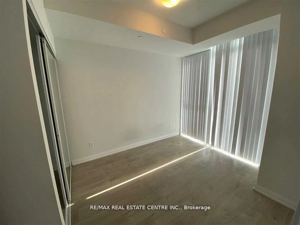 Photo 11 of Unit 2708, 7895 Jane Street E, Vaughan, Concord — HOMEH