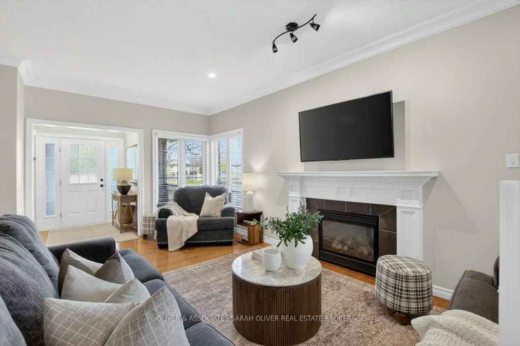 Photo 7 of Unit 1, 200 Enterprise Drive, Middlesex Centre, Kilworth — HOMEH